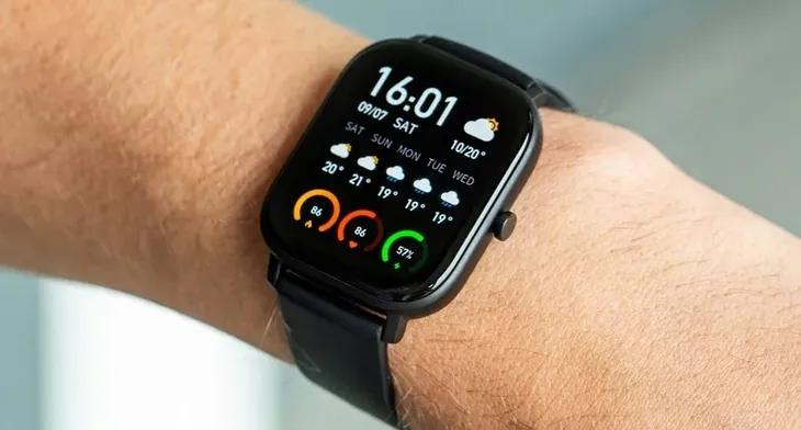 smartwatch-amazfit-gts-lava-grey-ksztalt-koperty-prostokatna