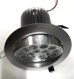 reflektor-sufitowy-led-naswietlacz-xf-d019-18w