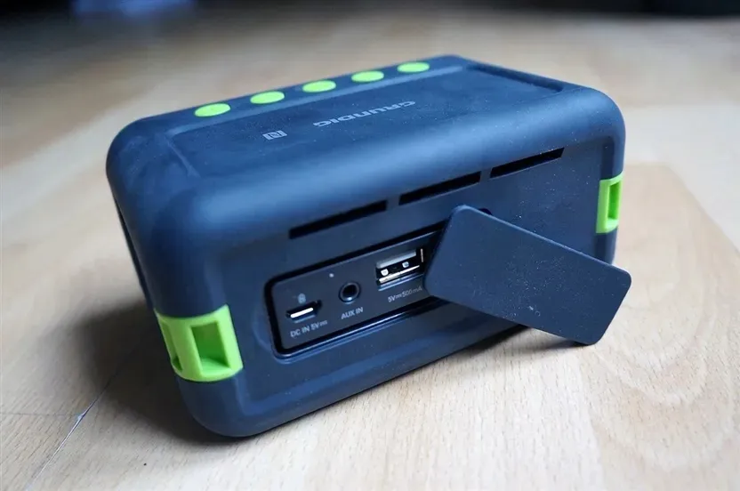 grundig-glosnik-bluetooth-gsb200-nfc