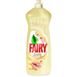 fairy-plyn-do-naczyn-sensitive-rumianek-900-ml-18530
