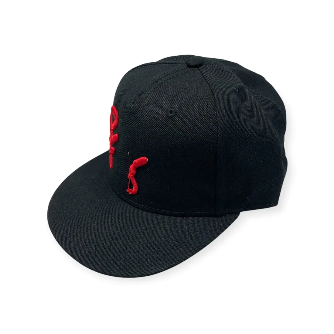 czapka-z-daszkiem-snapback