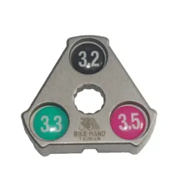 klucz-do-szprych-nypli-centrowania-kol-yc-1a-trojkat-bike-hand-32-33-35