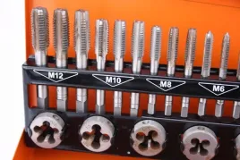 gwintowniki-i-narzynki-zestaw-gwintownikow-narzynek-32ele-m3-12-c9182