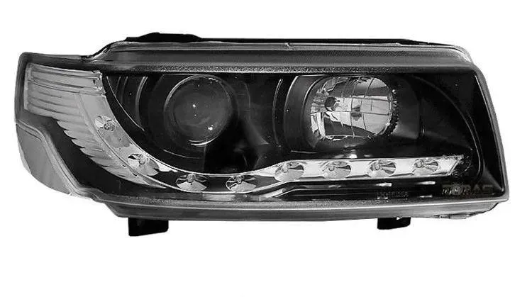 reflektory-przednie-vw-passat-b4-black-daylight