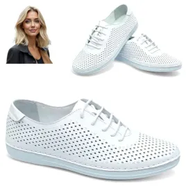 polbuty-damskie-skorzane-39-loretta-sneakersy-azurowe-biale-sznurowane