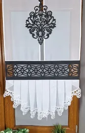 firana-biala-woal-panel-dekoracyjny-azur-falbana-60x104-dekor-czarny