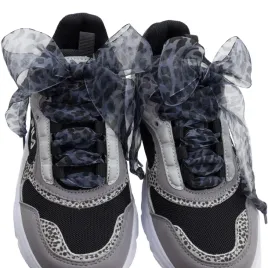 sznurowki-w-panterke-ozdobne-tiulowe-120-cm-szaroniebieskie