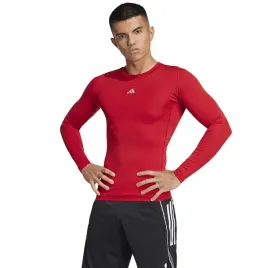 koszulka-adidas-techfit-ls-tee-jp2926-czerwony-l