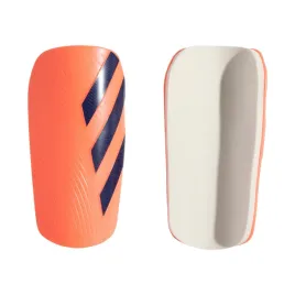 ochraniacze-pilkarskie-adidas-tiro-club-pomaranczowe-ka0028-s