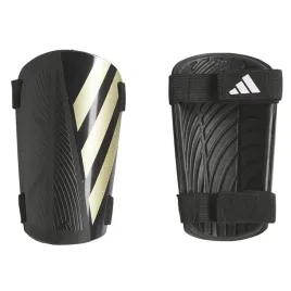 nagolenniki-pilkarskie-adidas-tiro-sg-trn-ip3998-czarny-l
