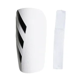 ochraniacze-pilkarskie-dla-dzieci-adidas-tiro-club-bialo-czarne-jv6751-l