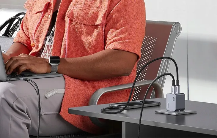 ladowarka-sieciowa-ugreen-nexode-pro-45w-2xusb-c-szara-liczba-urzadzen-ladowanych-jednoczesnie-2