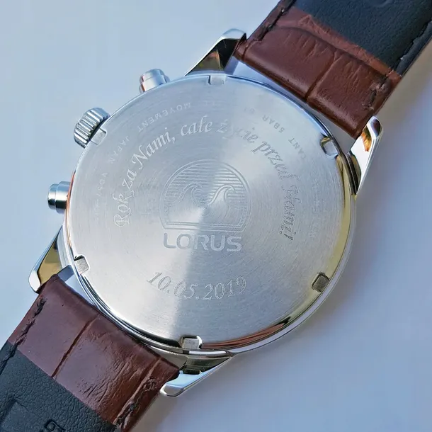 zegarek-meski-casio-edifice-bluetooth-sospensione-solar-wodoszczelnosc-100m-wr100