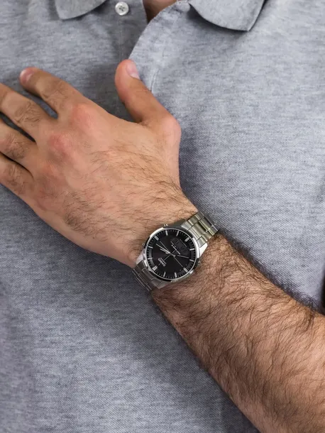 zegarek-meski-casio-lineage-waveceptor-material-paska-tytan