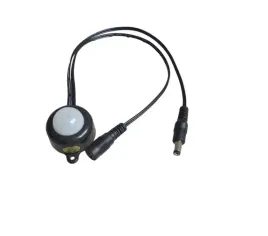czujnik-ruchu-pir-do-tasm-led-5-24v-czarny-wbudowany-czujnik-lumenow