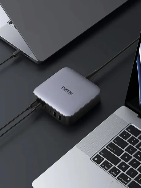ladowarka-sieciowa-ugreen-2xusb-a-4xusb-c-gan-200w-kod-producenta-8227960306849