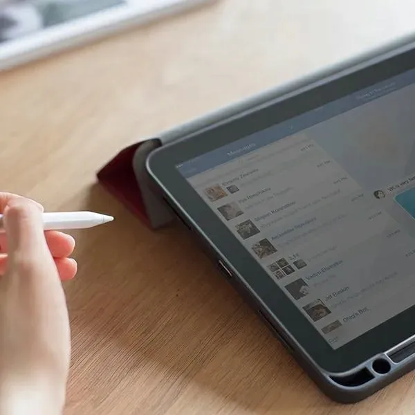 etui-do-ipad-air-2020-uniq-transforma-rigor