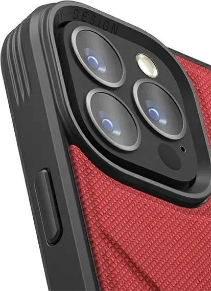 etui-do-iphone-13-pro-magsafe-uniq-etui-transforma-dedykowany-model-iphone-13-pro
