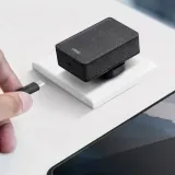uniq-ladowarka-usb-c-pd-18w-kabel-usb-c-liczba-urzadzen-ladowanych-jednoczesnie-1