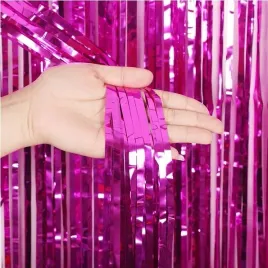 kurtyna-girlanda-tlo-do-zdjec-scianka-foto-ciemno-rozowa