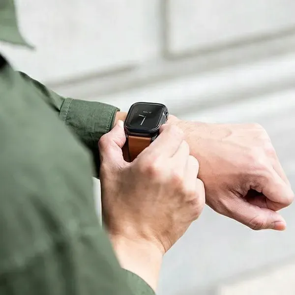 uniq-etui-case-apple-watch-7-8-41mm-front