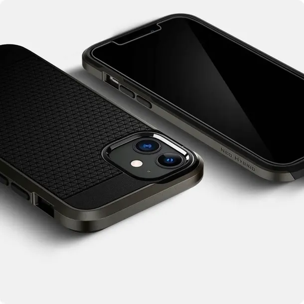 spigen-glas-tr-ez-fit-do-iphone-12-6-1-konstrukcja-otwory-na-czujniki-przyciski-zaokraglone-rogi