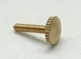 3x-sruba-do-lampy-plafonowa-m3-15mm-o10mm-mosiadz