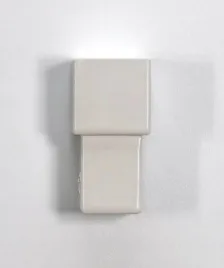 zakonczenie-aluminiowe-kwadratowe-8mm-biala