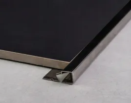 listwa-narozna-q-do-plytek-fliz-stal-polysk