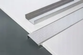 listwy-ozdobne-dekoracyjne-do-plytek-cora-c-30mm