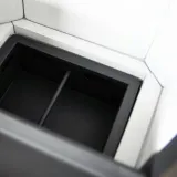 piec-wolnostojacy-na-drewno-erik-na-nodze-biale-wnetrze-or-o150-55kw-kod-producenta-erik-n