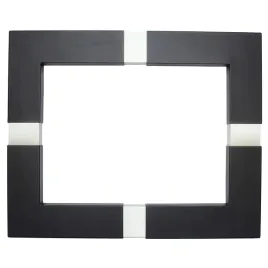 regulowana-ramka-blenda-do-kominka-660x830-czarny