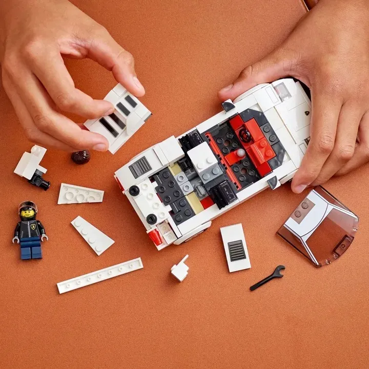 lego-speed-champions-lamborghini-countach-76908