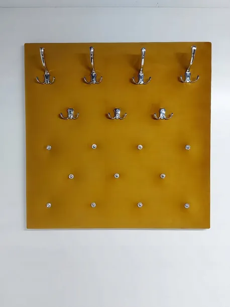 panel-wieszak-tapicerowany-80x80-stan-nowy