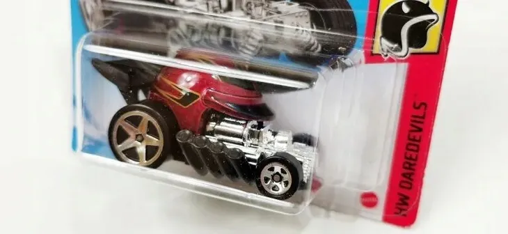 hot-wheels-head-gasket-bohater-brak