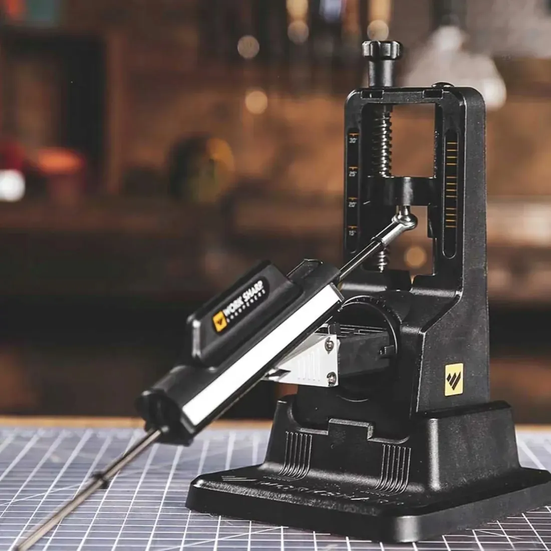 ostrzalka-oselka-work-sharp-benchtop-precision-adjust-wsbchpaj-i