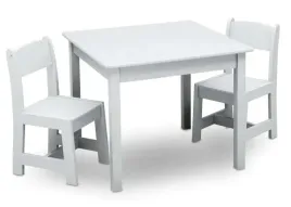 bialy-stolik-drewniany-stol-2-krzeselka-dla-dzieci-meble