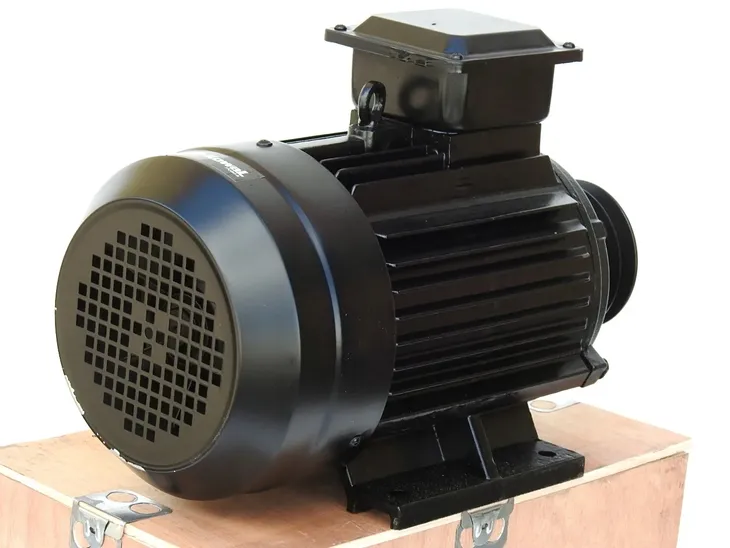 silnik-4-kw-2850r-400v-elektryczny-3fazy-silowy-kowal-polska-s-55-55-km-srednica-walu-28-mm