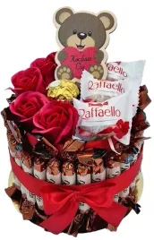 tort-ze-slodyczy-kosz-prezentowy-zestaw-prezent-na-urodziny-walentynki-30