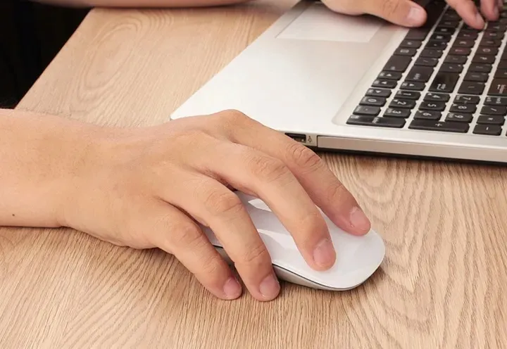 mysz-bluetooth-do-apple-mac-macbook-ipad-iphone