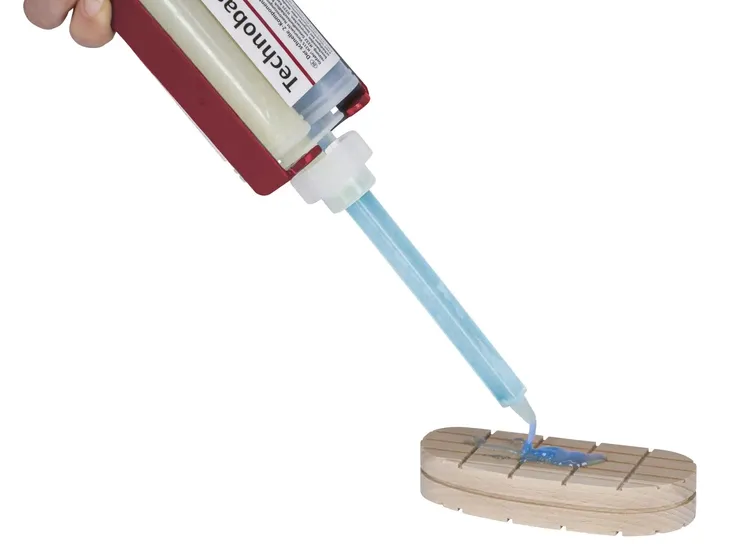 wklad-do-kleju-do-racic-technobase-2cb-210ml-kerbl-marka-kerbl