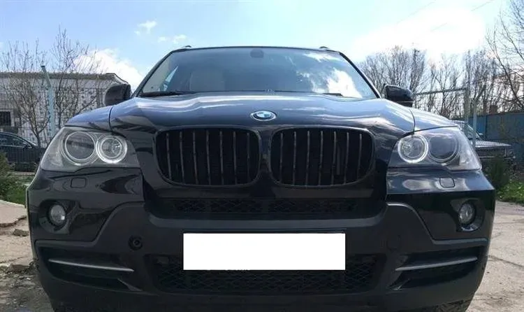 grill-nerki-bmw-e70-e71-x5-x6-07-14-czarny-polys