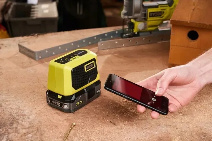 ryobi-mini-glosnik-bluetooth-18v-rbtm18-0-5w-marka-ryobi