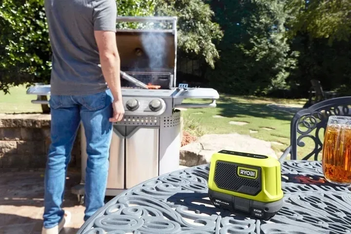 ryobi-mini-glosnik-bluetooth-18v-rbtm18-0-5w-seria-one