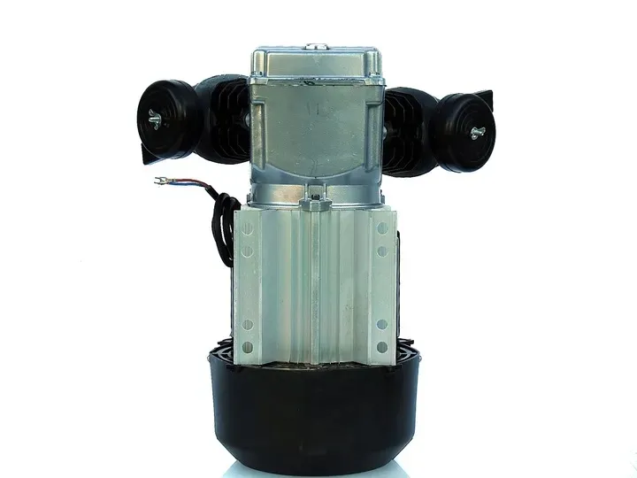 kompresor-10-bar-olejowy-pompa-powietrza-sprezarka-olejowa-do-50l-100l-150l-kod-producenta-zs41-marka-kowal-polska-stan-nowy