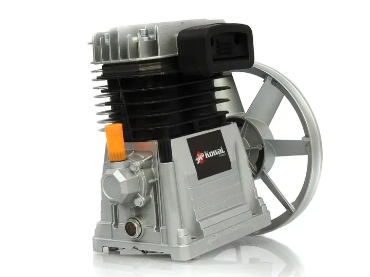 kompresor-10-bar-olejowy-2070-pompa-powietrza-sprezarka-olejowa-550-l-min-stan-nowy-marka-kowal-polska-kod-producenta-h-2070-10-bar