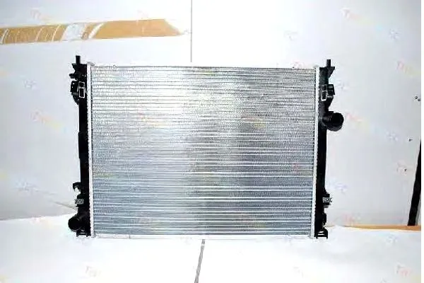 chlodnica-silnika-d7y005tt-numer-katalogowy-oryginalu-chrysler-5137691aa-chrysler-5137-692aa