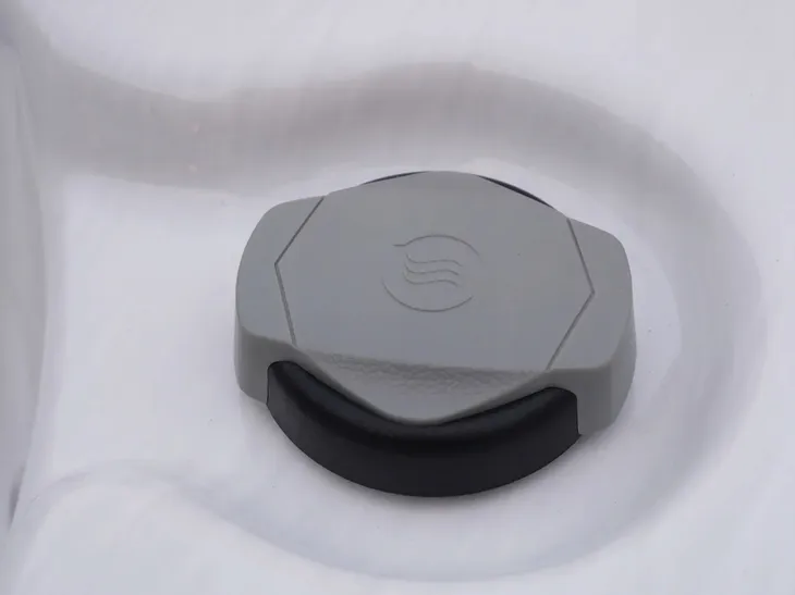 jacuzzi-ogrodowe-wanna-z-hydromasazem-3-os-195x127x76cm-ag-4-balboa-gecko-stan-opakowania-oryginalne