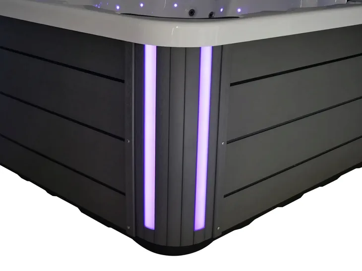 jacuzzi-ogrodowe-wanna-z-hydromasazem-3-os-195x127x76cm-ag-4-balboa-gecko-szerokosc-produktu-127-cm