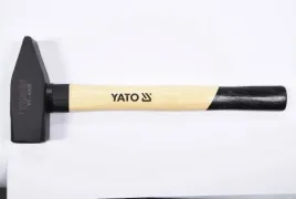 mlotek-slusarski-1500g-yt-4509-yat